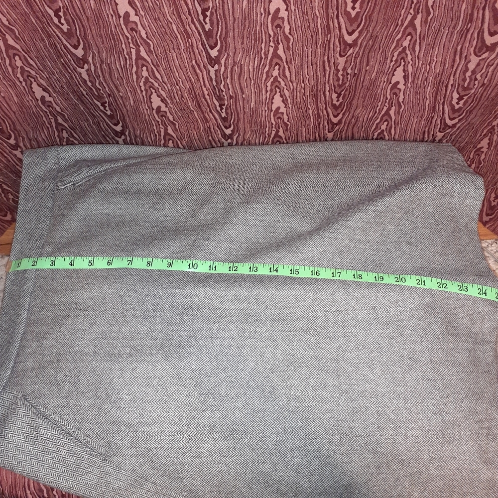 BANANA REPUBLIC 2 PIECE 67% WOOL SKIRT SET BUSINESS/DINNER/CHURCH WOMEN'S - Picture 15 of 16